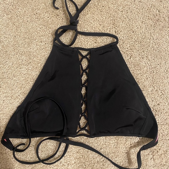 PINK Bikini - Picture 3 of 3